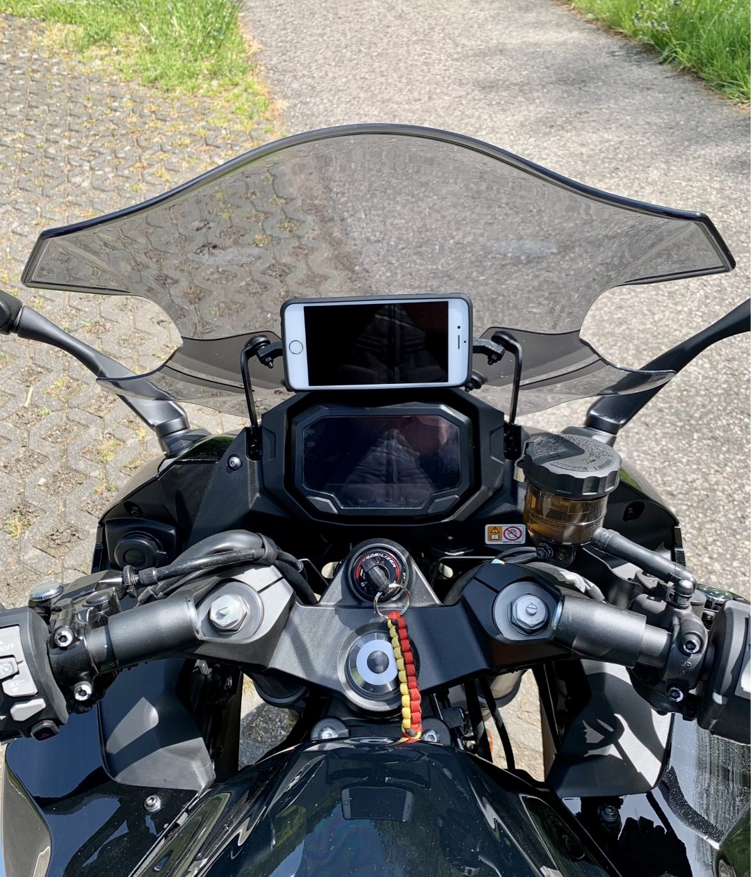 Kawasaki Ninja 1000SX Adapter Windschutzscheibe für SP Connect Halterung -  drei-d-w